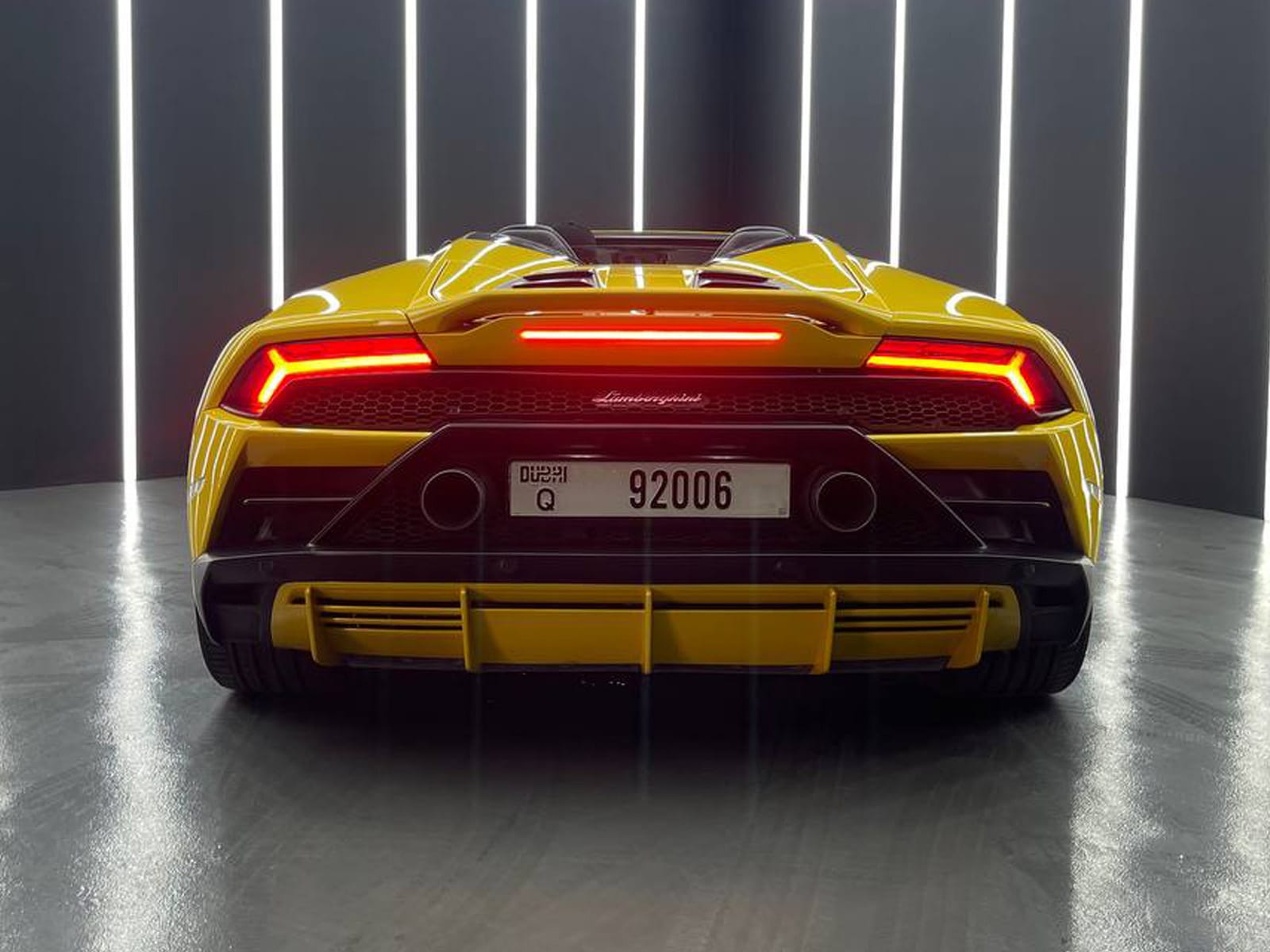 Lamborghini Huracan EVO 3 Lamborghini Huracan EVO - Image 3